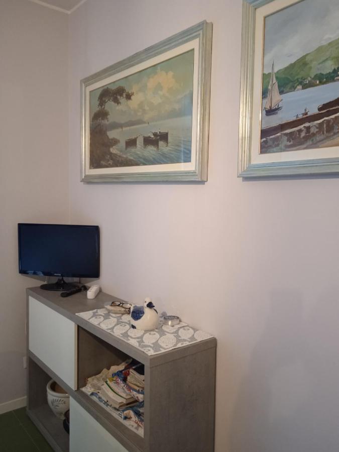 Appartamento Al Lago Da Dany Arona Exterior photo